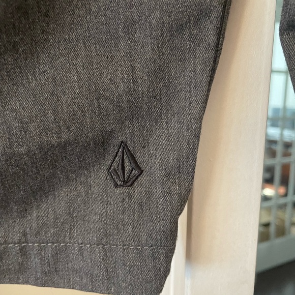 Volcom boys shorts. Waist size is 29” Grey - Picture 3 of 7